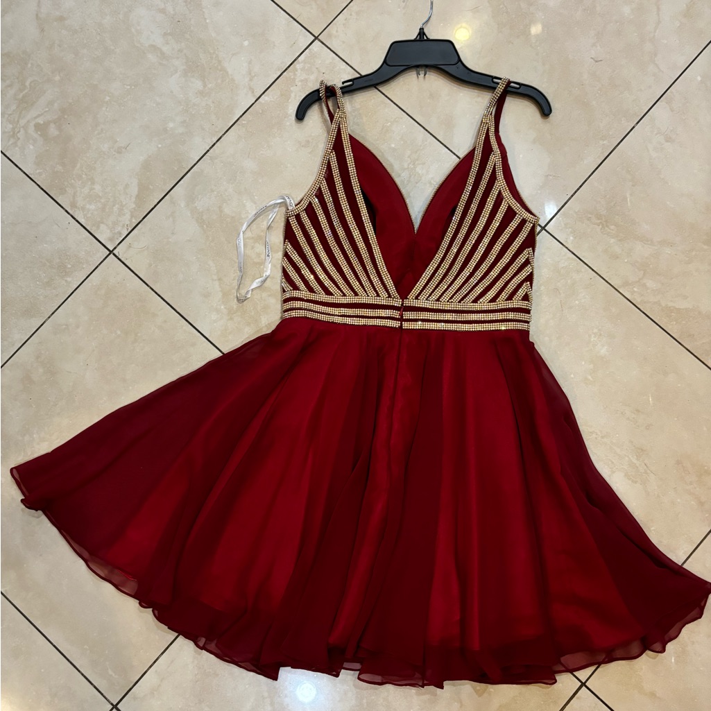 Jvn By Jovani Gold And Burgundy Dress Size 6